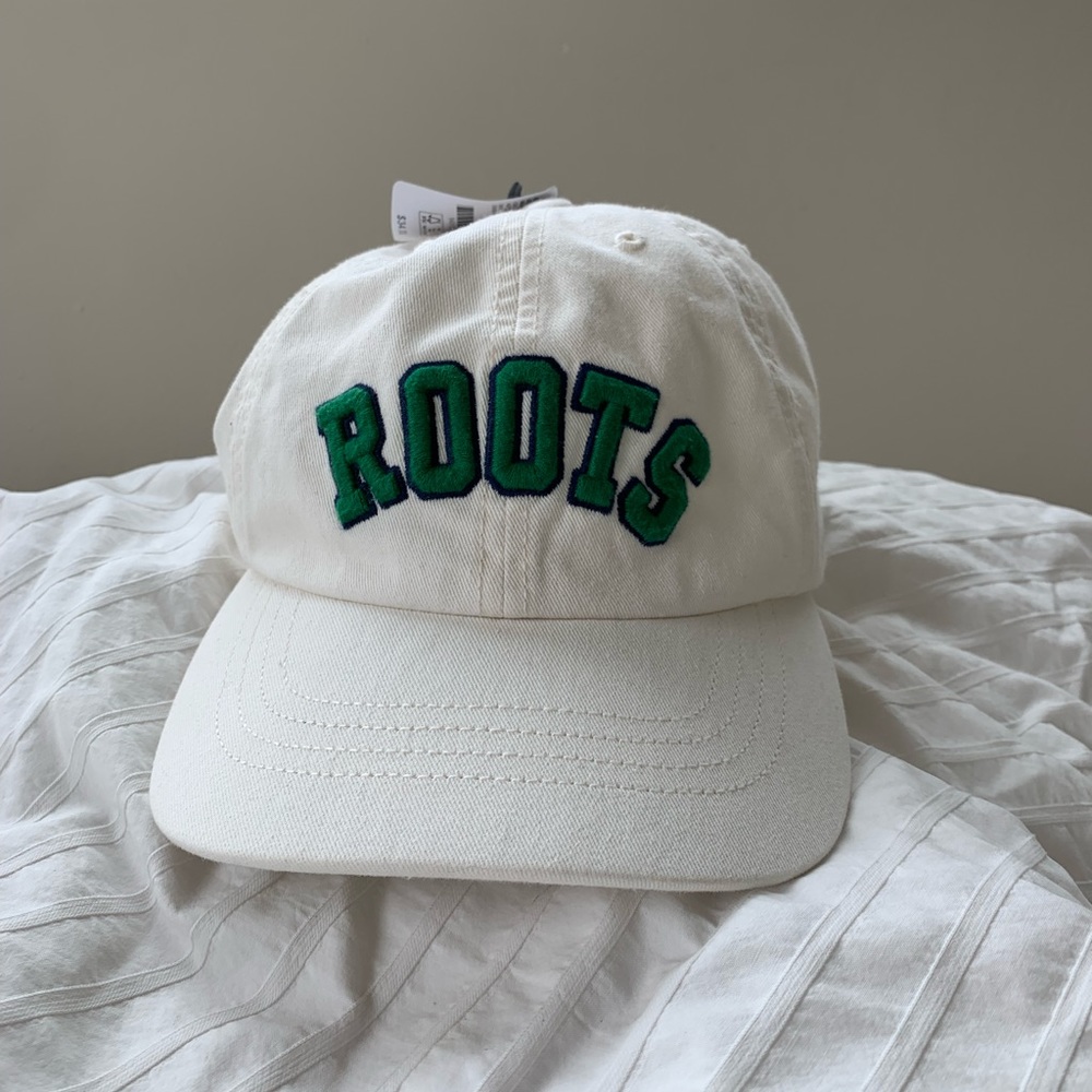 NWT Roots Baseball Cap